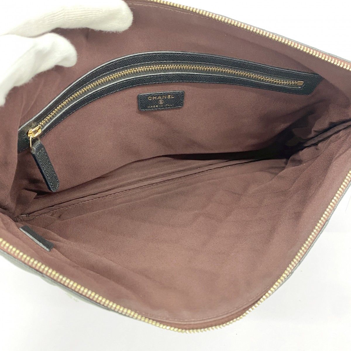 Chanel Clutch Quilted Caviar Leather Black Champagne Gold — view 4