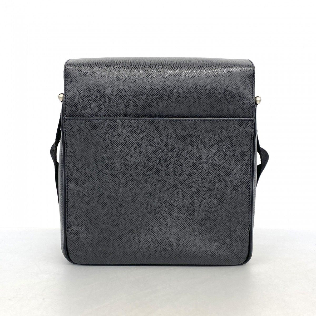 Louis Vuitton Shoulder Bag Taiga Yaranga Ardoise — view 9