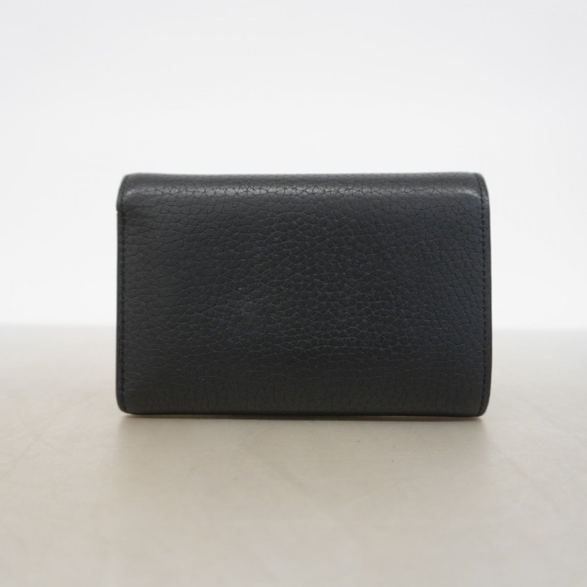 Louis Vuitton Trifold Wallet Taurillon Portefeuille Capucines Compact Noir — view 8