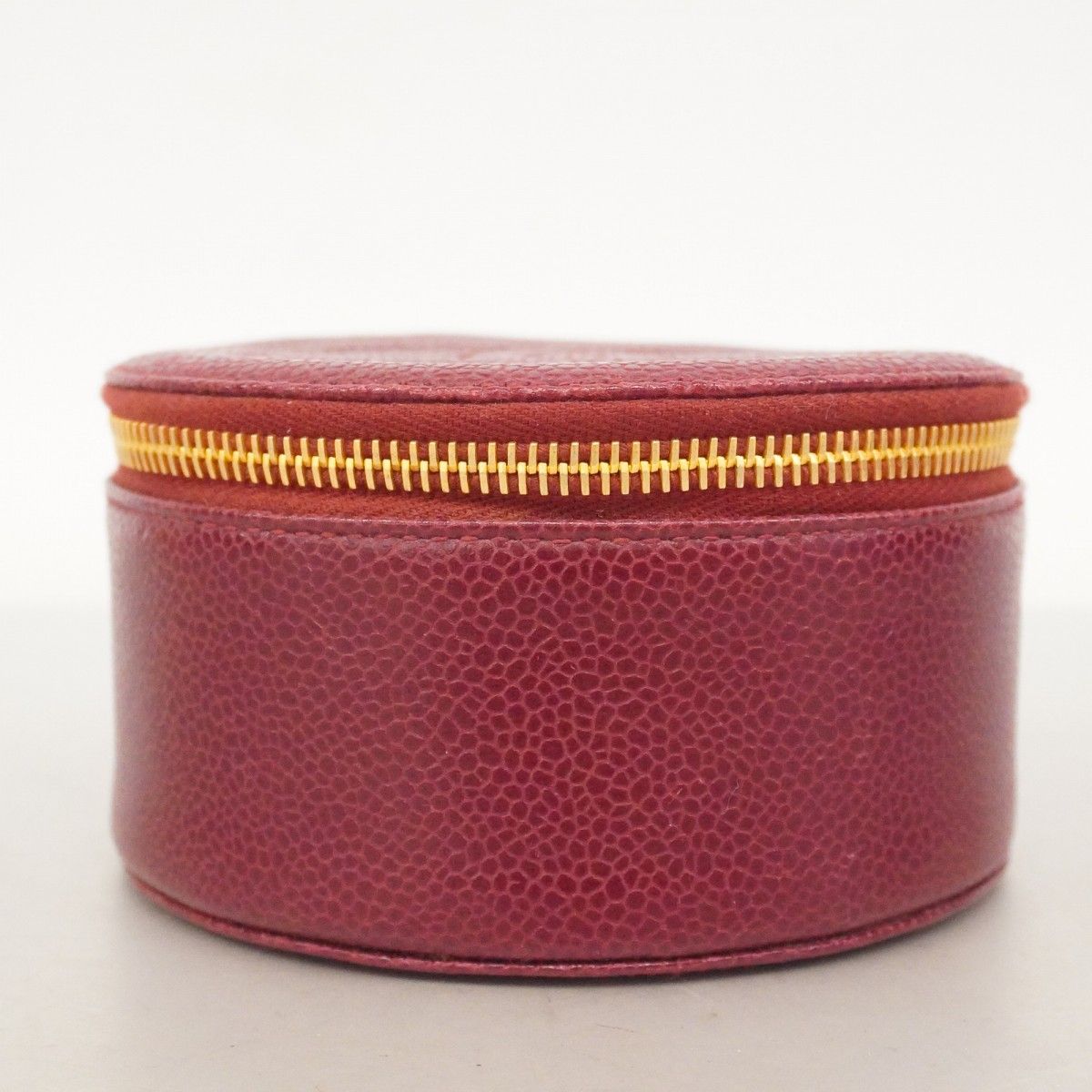 Chanel Pouch Caviar Leather Bordeaux Gold — view 3