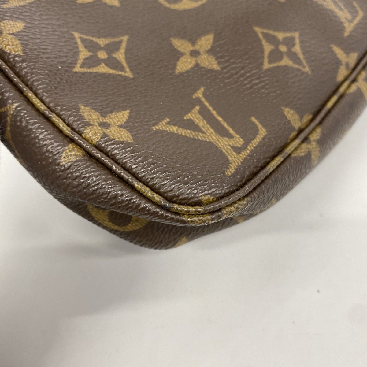 Louis Vuitton Pouch Monogram Pochette Brown — view 9