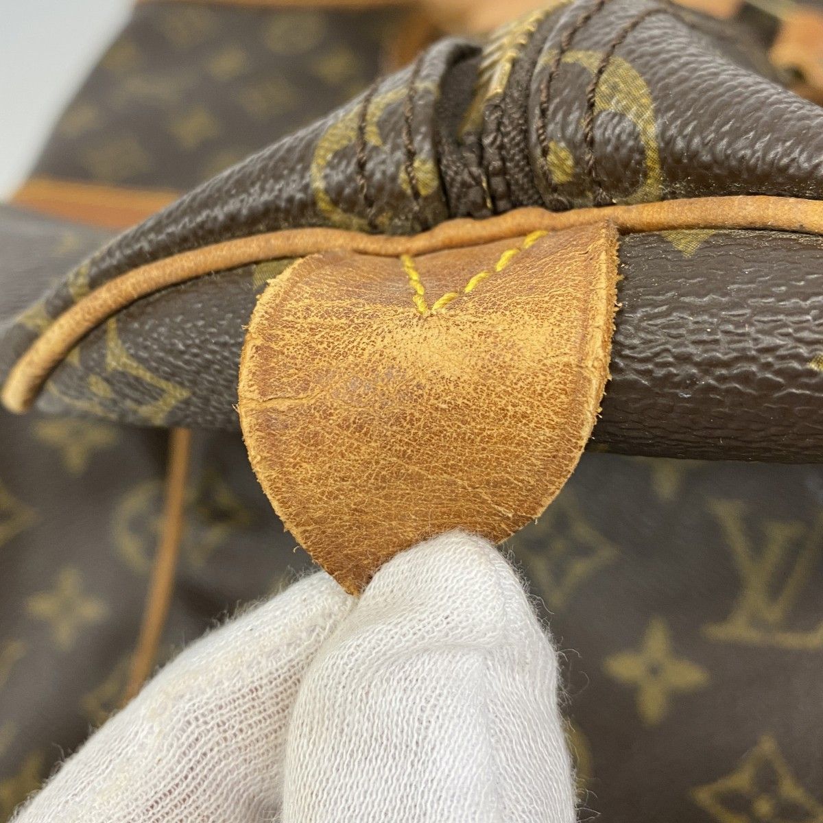 Louis Vuitton Boston Bag Monogram Keepall 55 Brown — view 9
