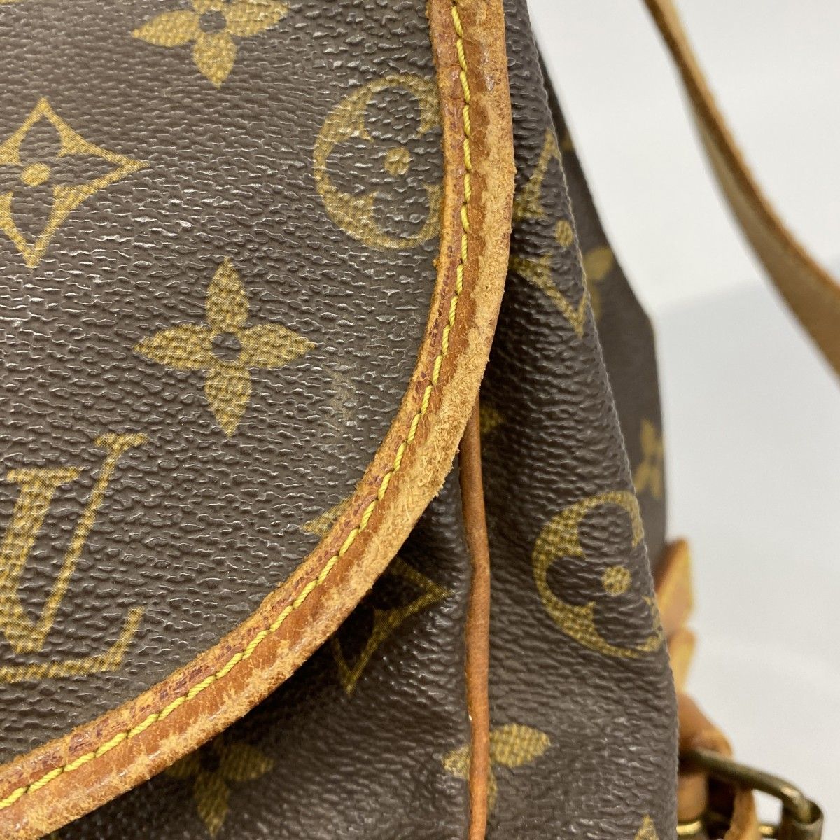 Louis Vuitton Shoulder Bag Monogram Saumur 35 Brown — view 9