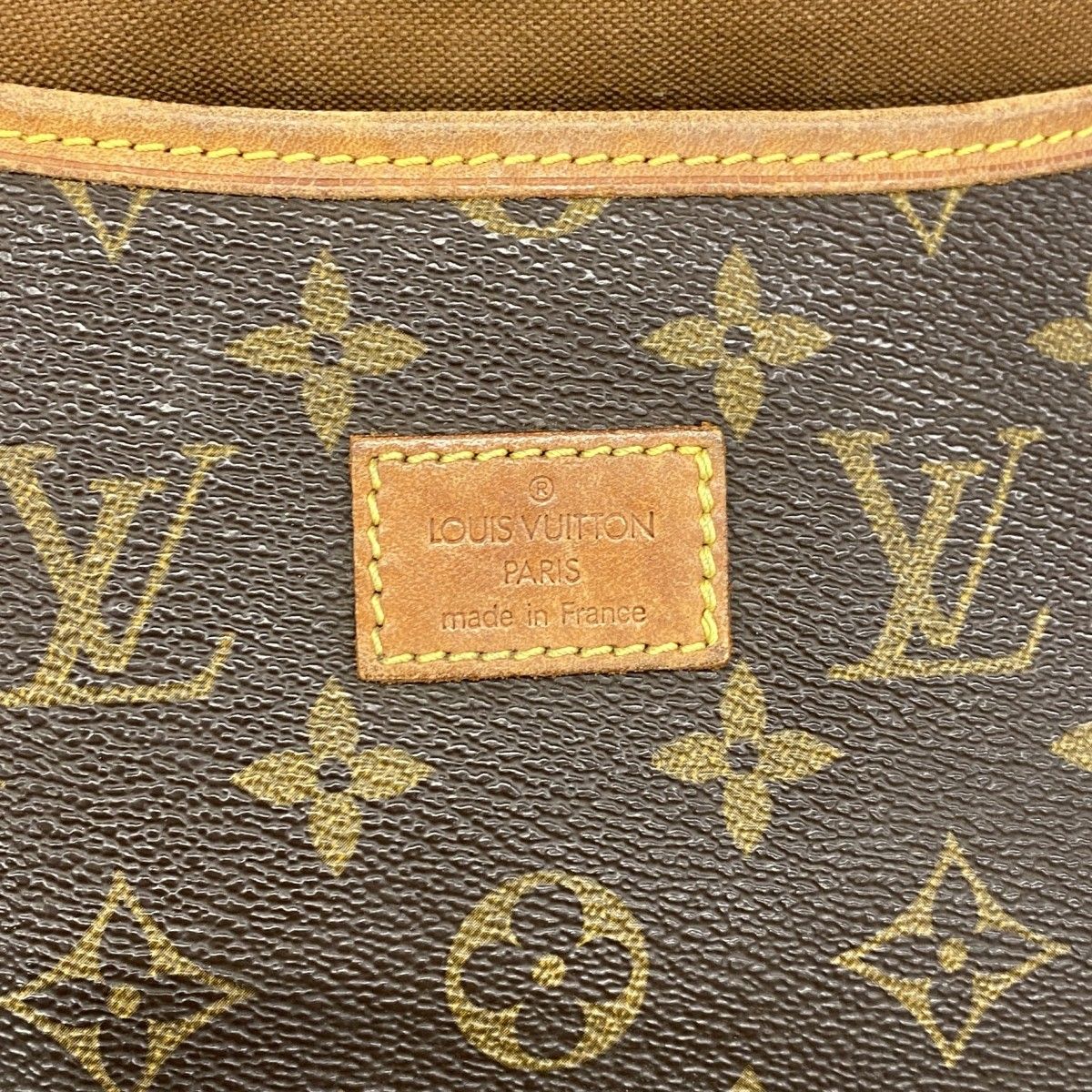 Louis Vuitton Shoulder Bag Monogram Saumur 35 Brown — view 5
