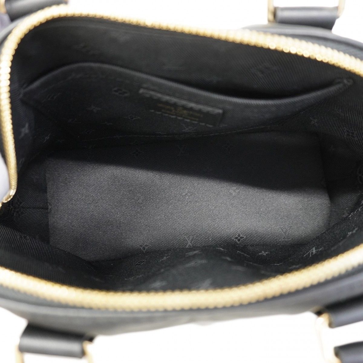 Louis Vuitton Handbag Bubble Glam Alma Soft BB Noir 2-Way — view 4