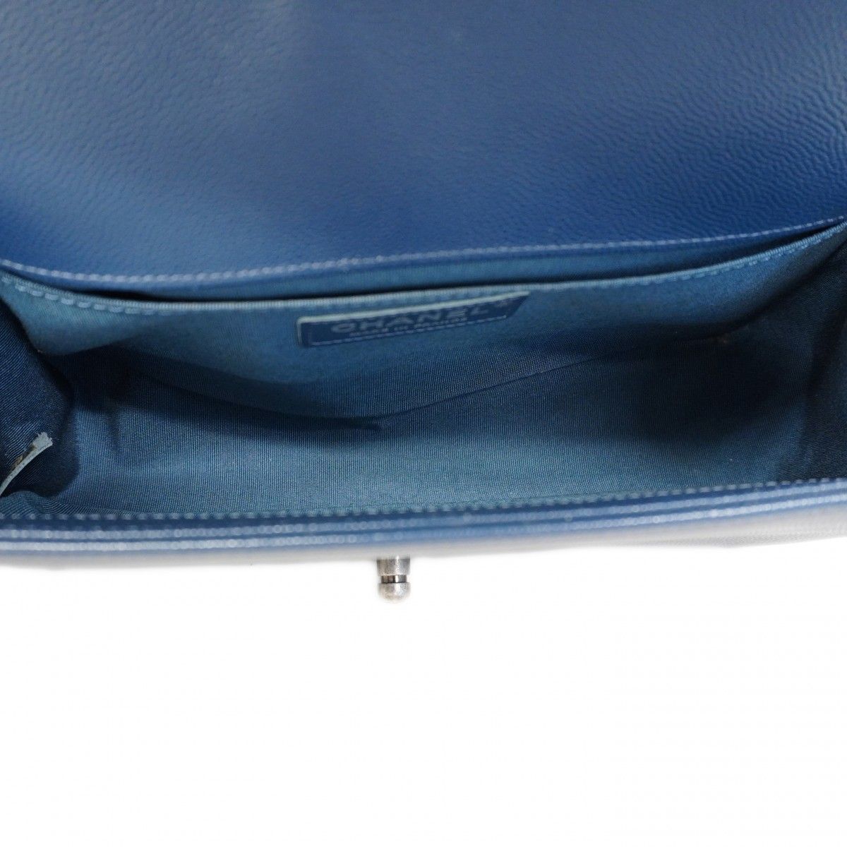 Chanel Shoulder Bag Boy Caviar Leather Navy Silver — view 4