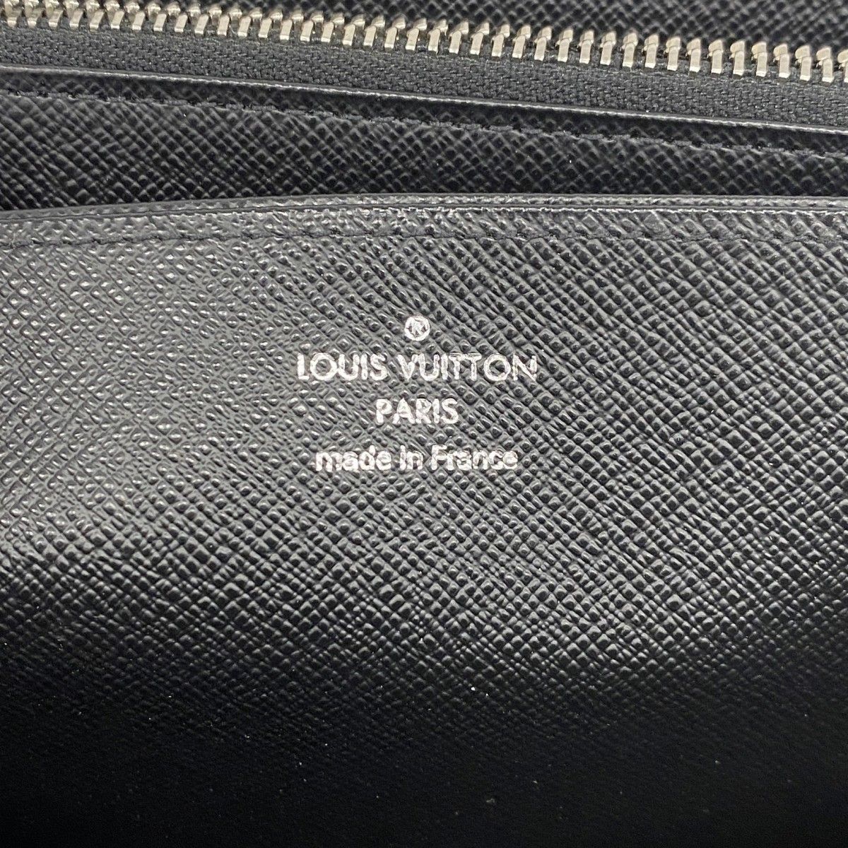 Louis Vuitton Wallet Epi Zippy Noir — view 4
