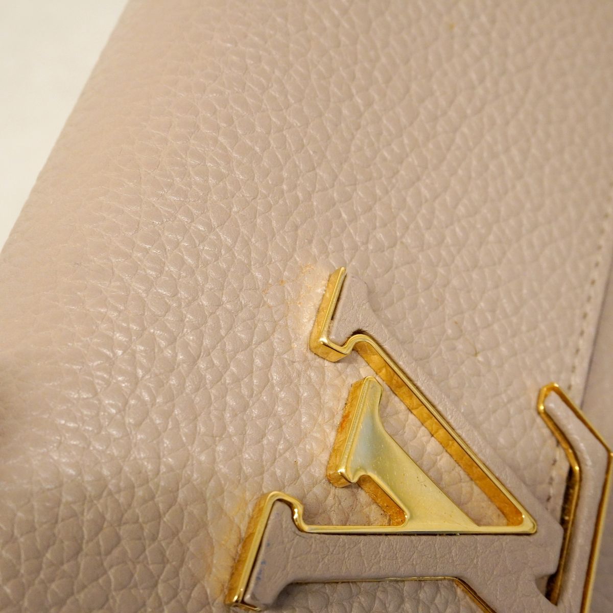 Louis Vuitton Wallet Taurillon Portefeuille Capucines Galle — view 9