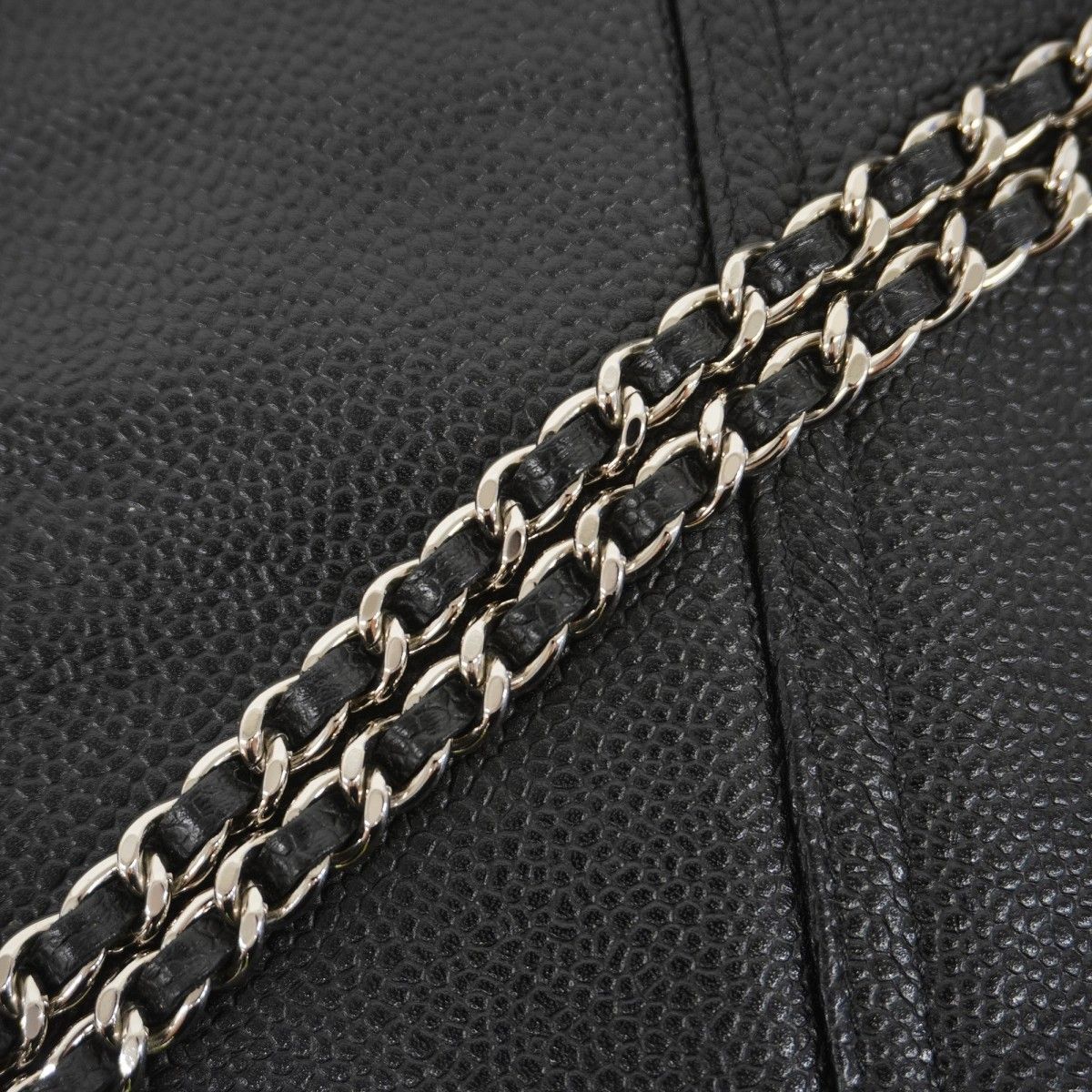 Chanel Shoulder Bag Caviar Leather Black Silver — view 7