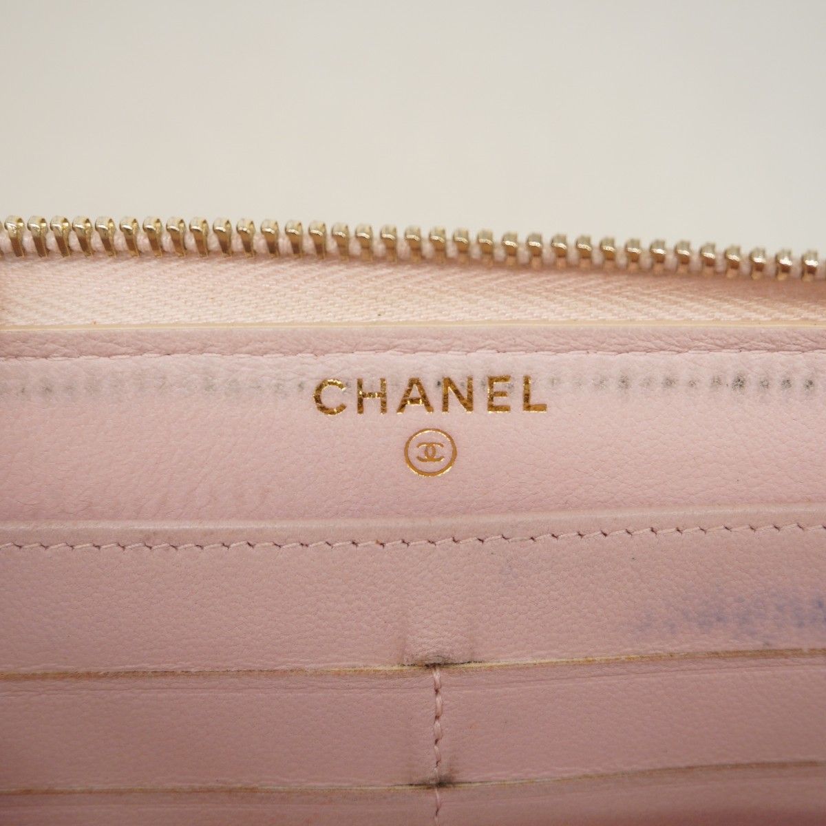 Chanel Wallet Stitch Lambskin Pink Champagne Gold — view 4