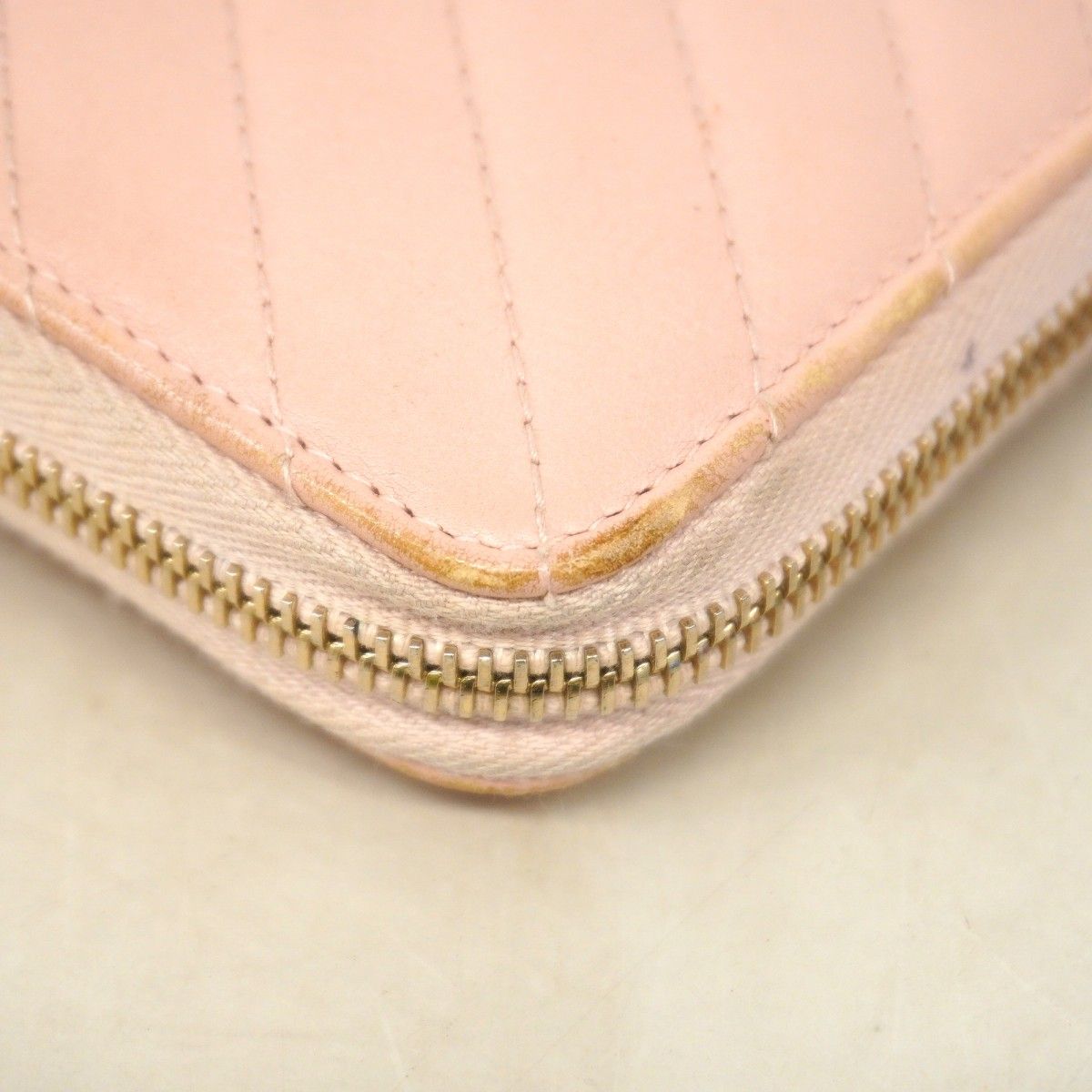 Chanel Wallet Stitch Lambskin Pink Champagne Gold — view 7