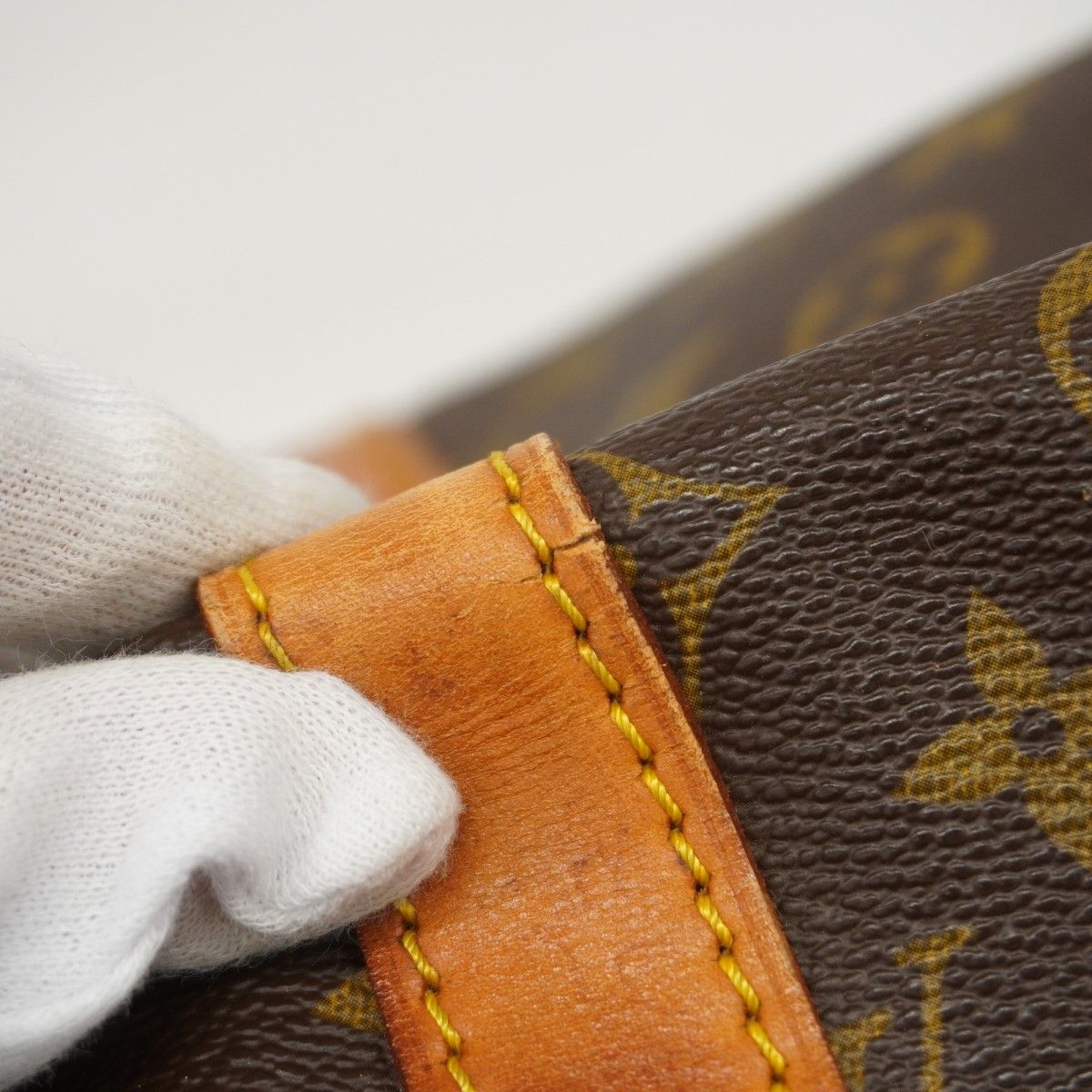 Louis Vuitton Boston Bag Monogram Keepall 55 Brown — view 6