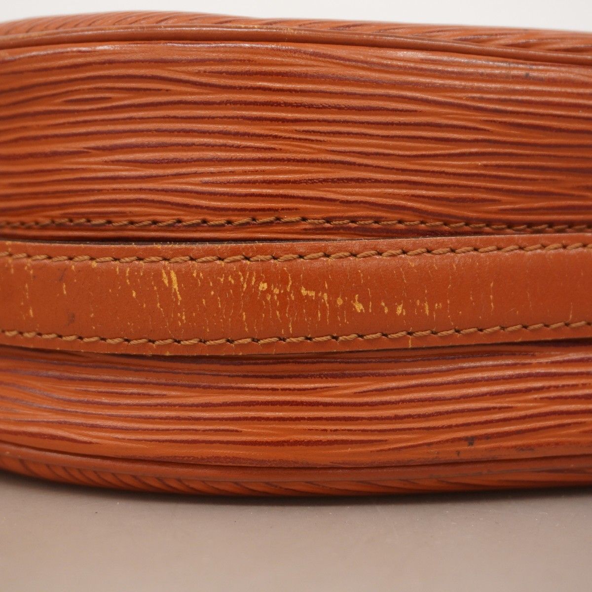 Louis Vuitton Shoulder Bag Epi Jeune Fille Kenya Brown — view 8