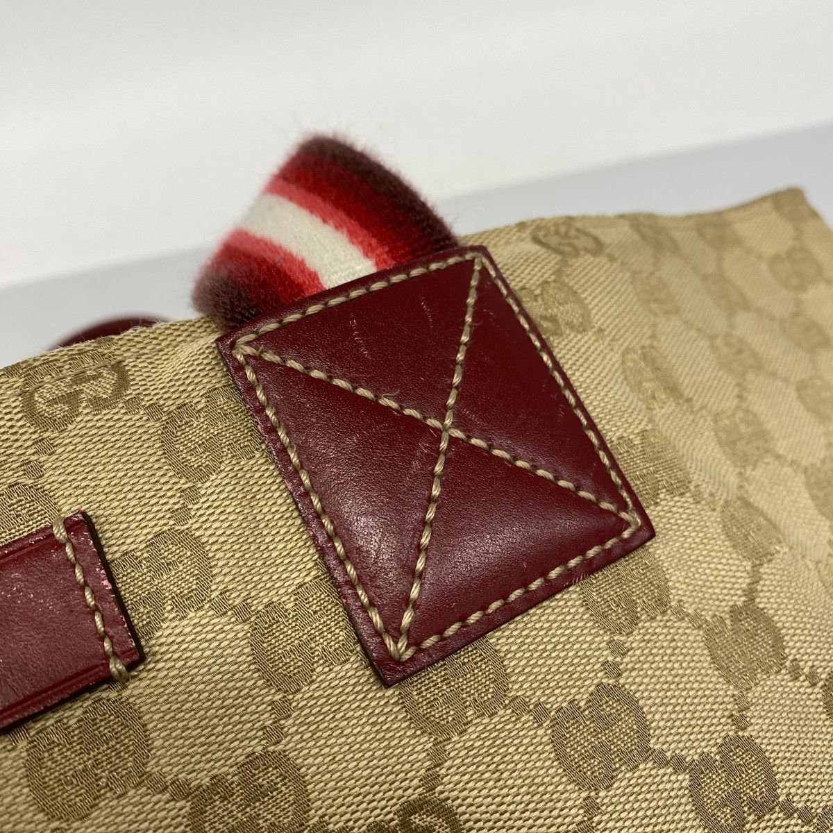 Gucci Handbag GG Canvas Beige Red Champagne Gold — view 9