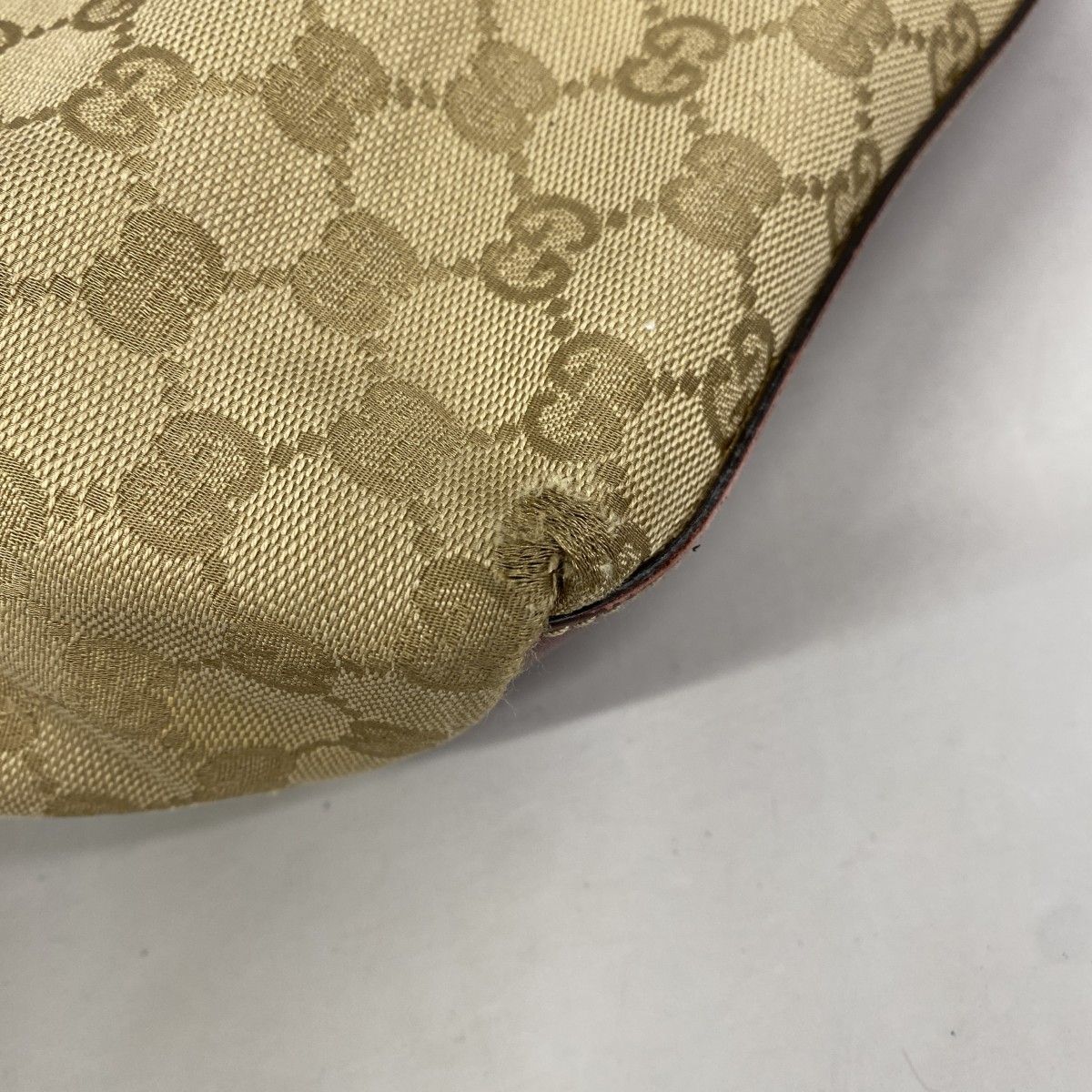 Gucci Handbag GG Canvas Beige Red Champagne Gold — view 6