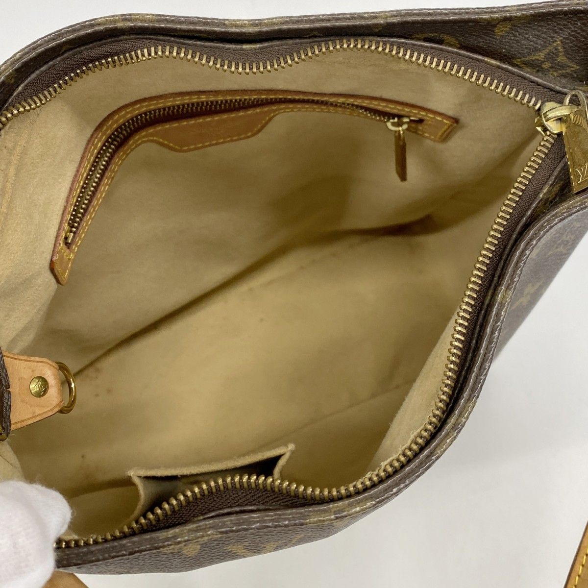 Louis Vuitton Shoulder Bag Monogram Looping GM Brown — view 4