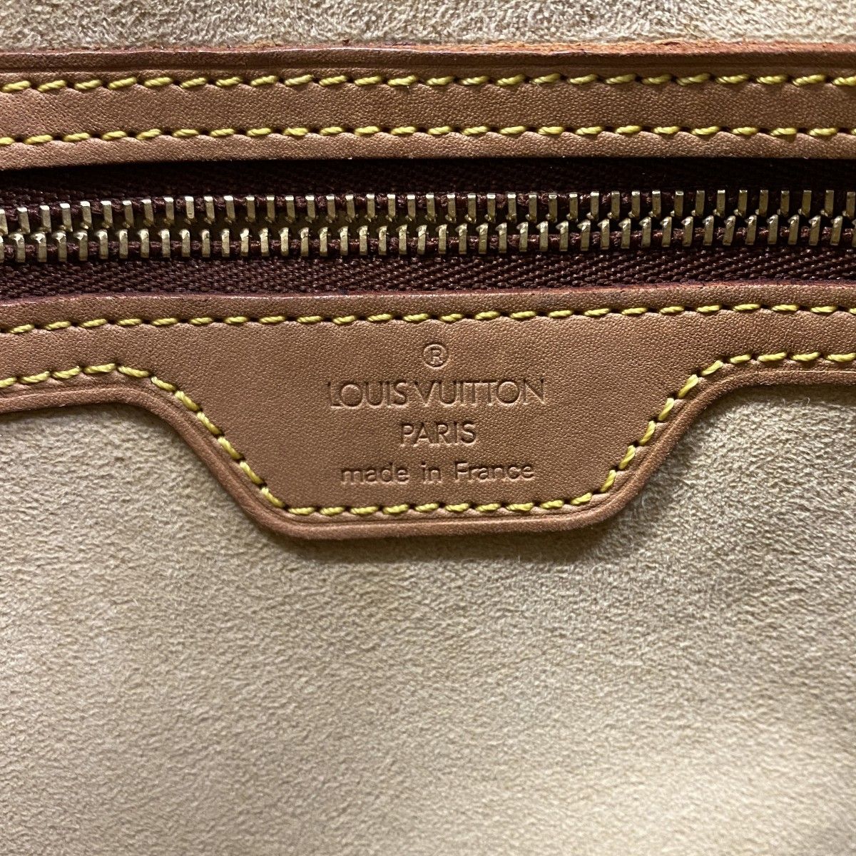 Louis Vuitton Shoulder Bag Monogram Looping GM Brown — view 5