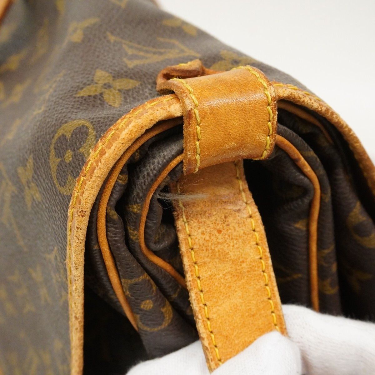 Louis Vuitton Shoulder Bag Monogram Saumur 35 Brown — view 6
