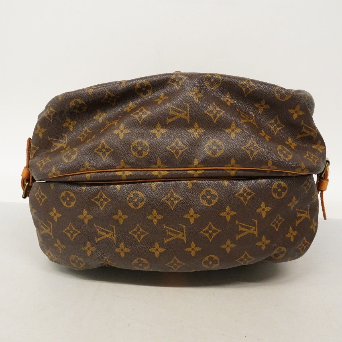 Louis Vuitton Shoulder Bag Monogram Saumur 35 Brown — view 3