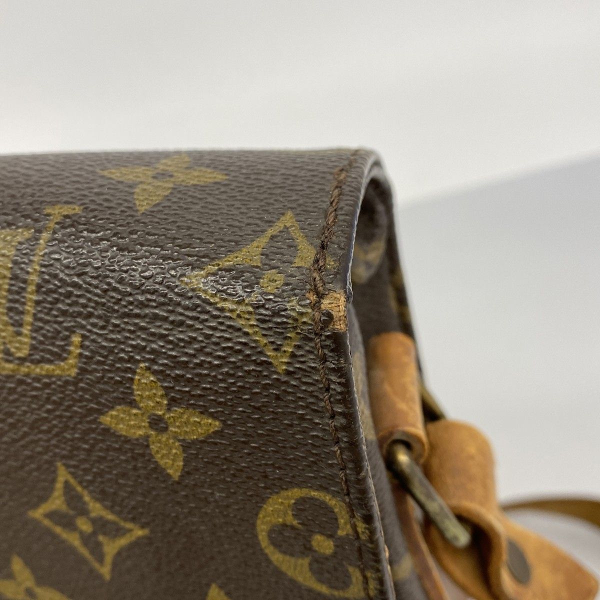 Louis Vuitton Shoulder Bag Monogram Cartouchiere GM Brown — view 8