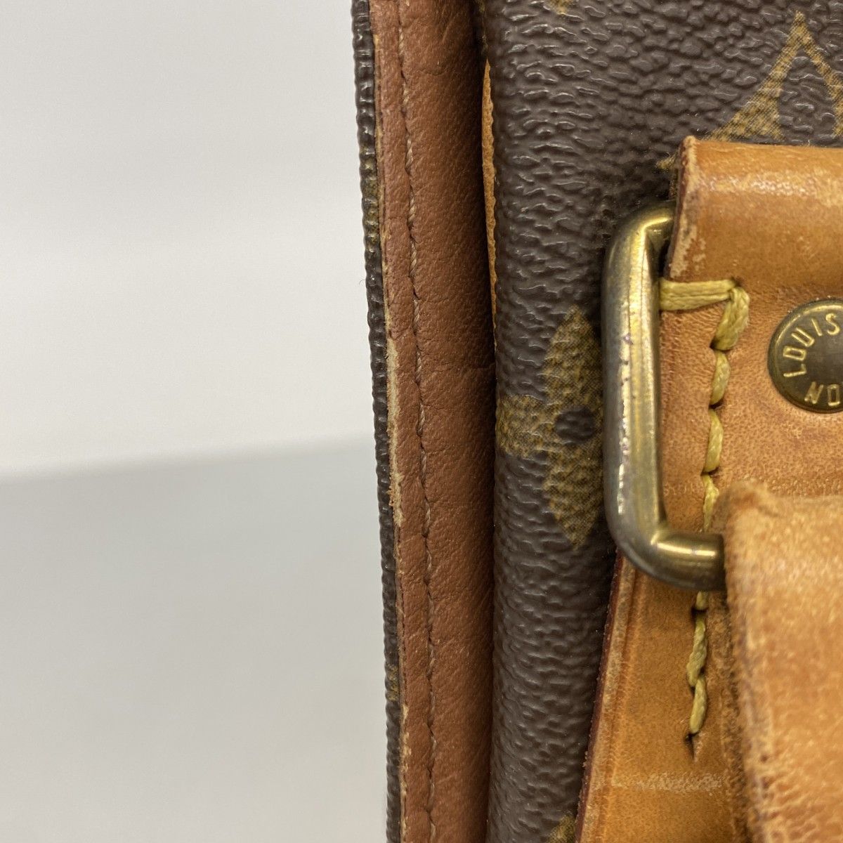 Louis Vuitton Shoulder Bag Monogram Cartouchiere GM Brown — view 8