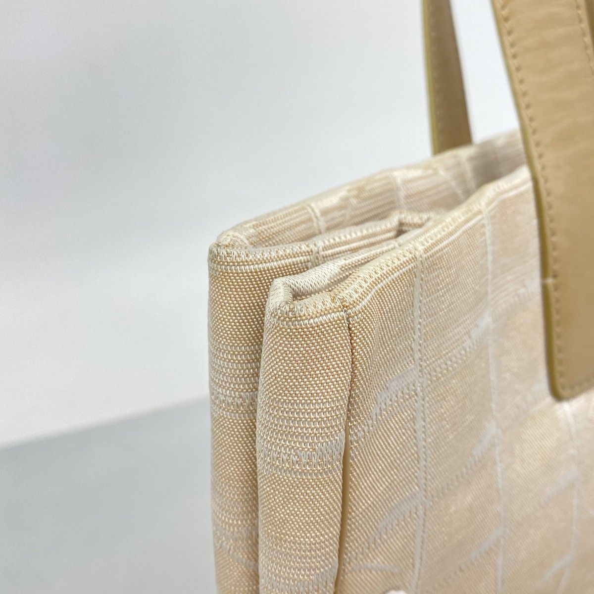 Chanel Tote New Travel Nylon Beige Gold — view 6