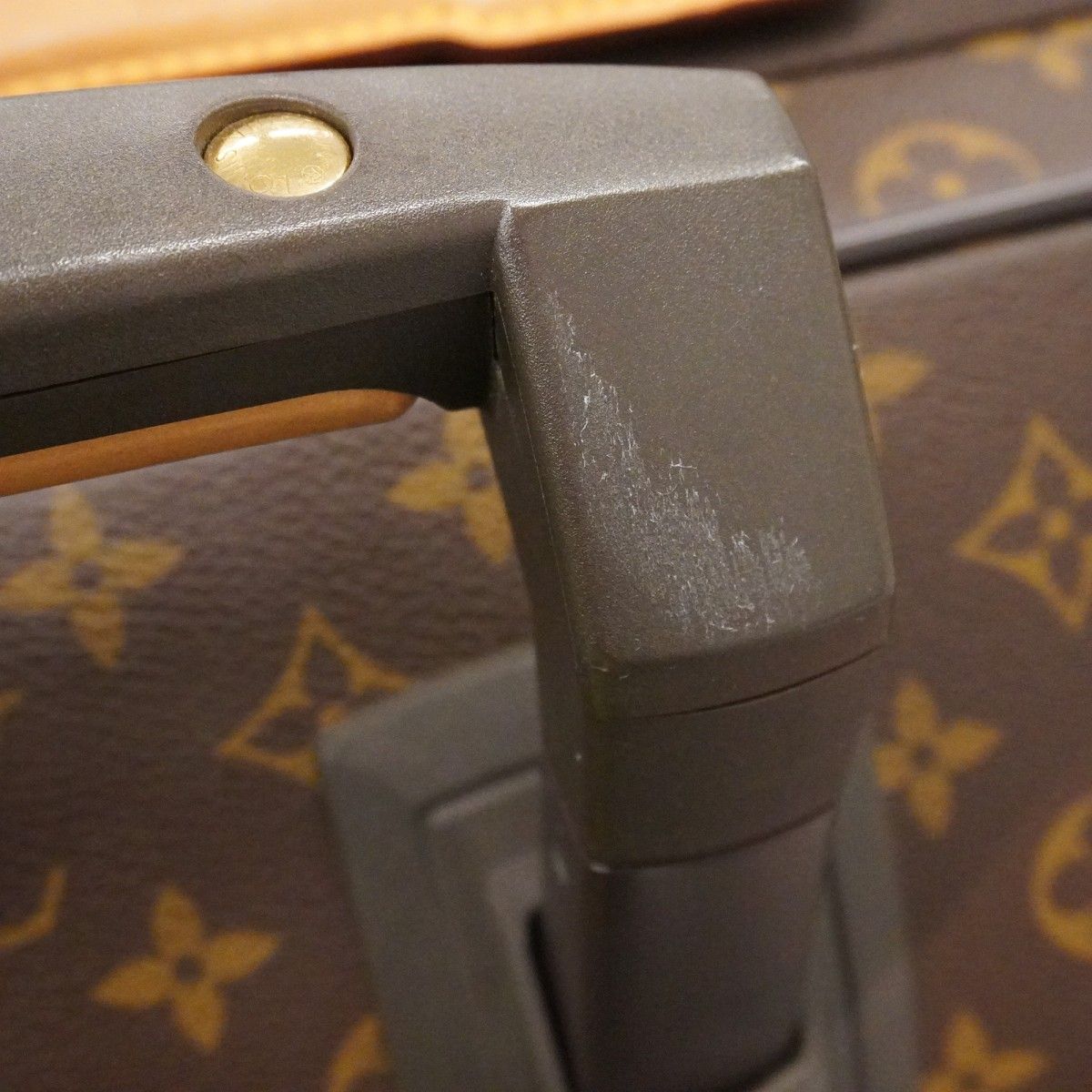 Louis Vuitton Travel Bag Monogram Pegase 70 Brown — view 9