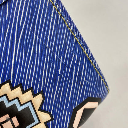 Louis Vuitton Shoulder Bag Epi Twist MM Blue — view 8