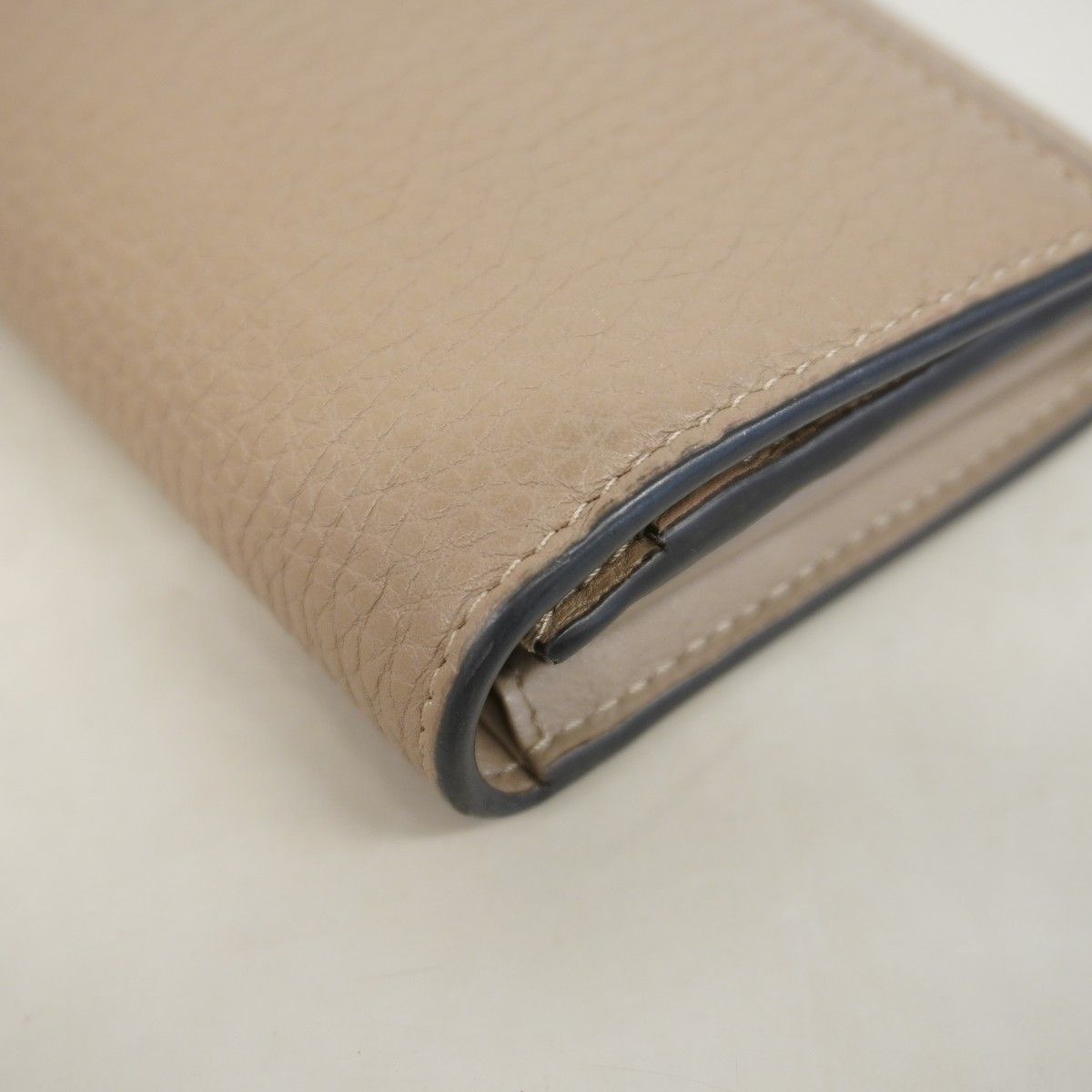 Fendi Wallet Peekaboo Leather Beige Silver — view 5