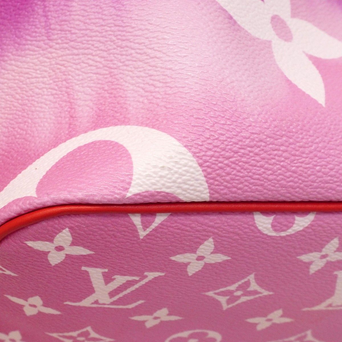 Louis Vuitton Tote LV Escale Neverfull MM Rouge — view 7