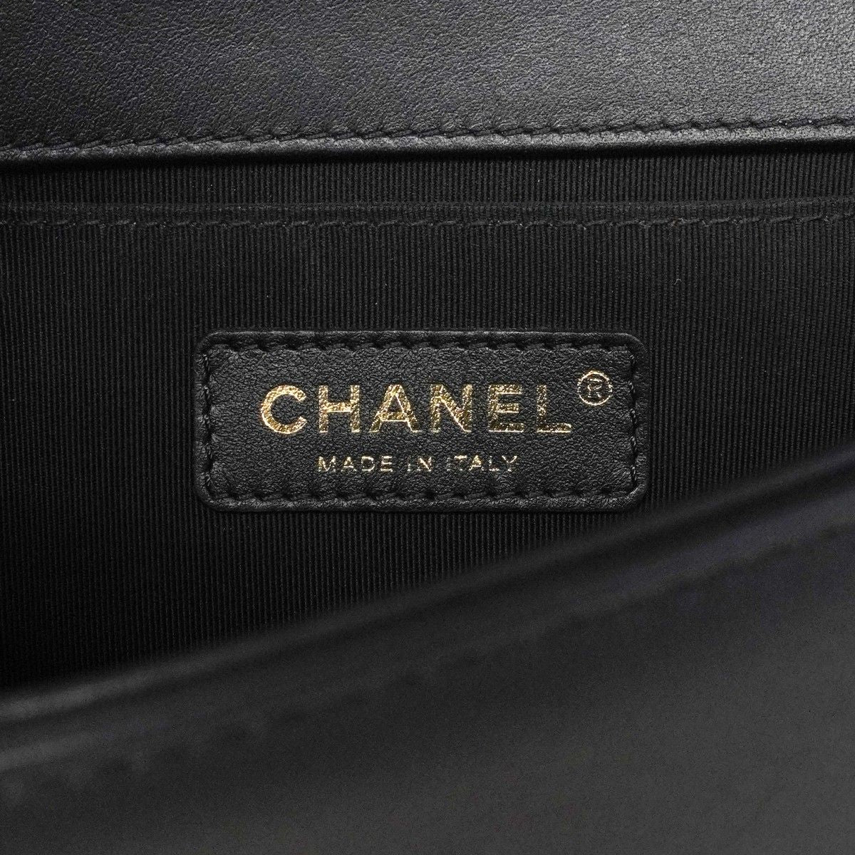 Chanel Shoulder Bag Body Stitch Lambskin Black Chien Pants Gold — view 5