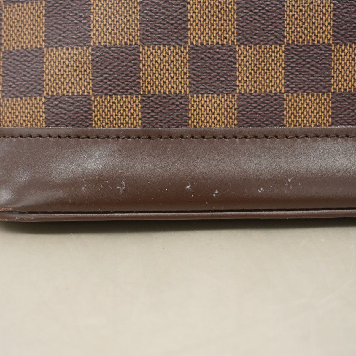 Louis Vuitton Handbag Damier Alma Ebene — view 6