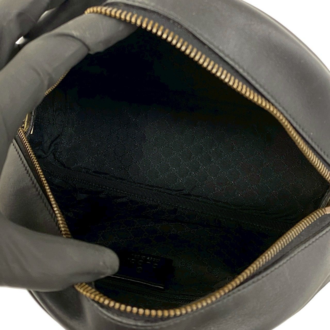 Gucci Logo Leather Turnlock Round Zip Mini Boston Bag Black — view 9