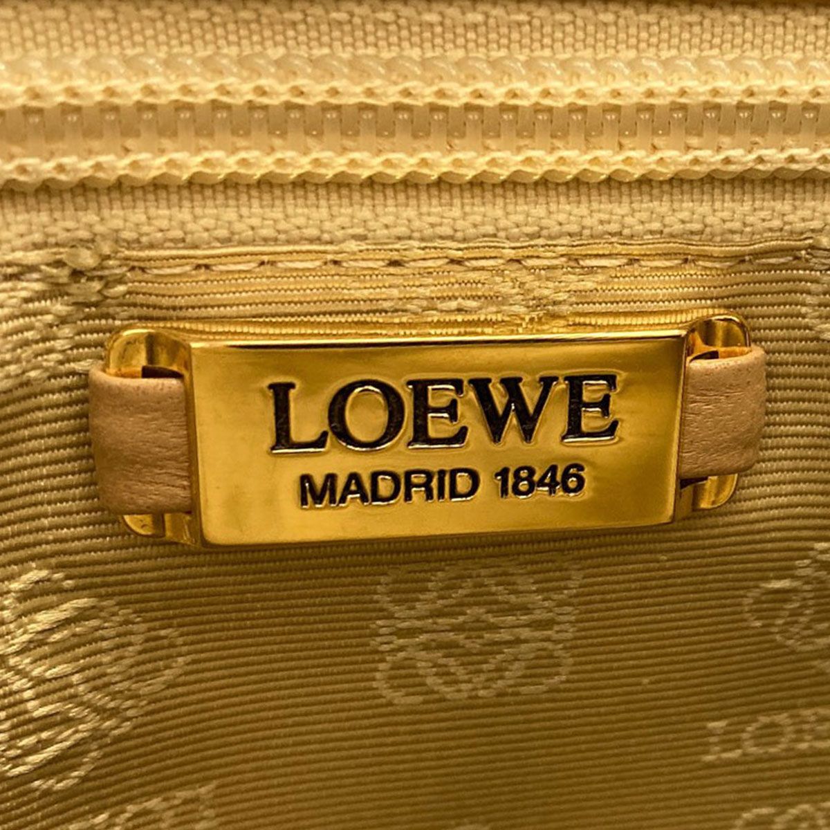 Loewe Anagram Handbag Lambskin — view 6