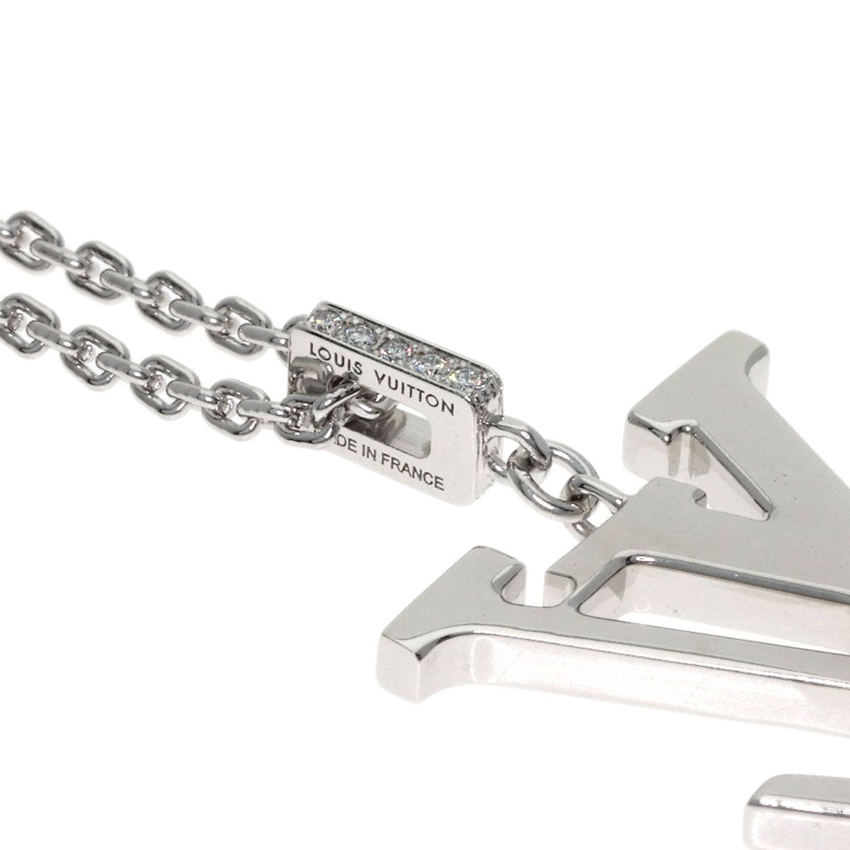 Louis Vuitton Pendentif GM Diamond Necklace 18k White Gold — view 4