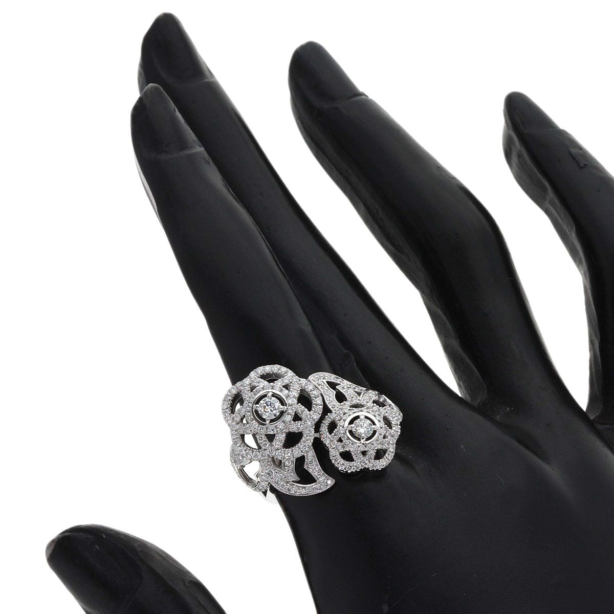 Chanel Camellia Diamond 53 Ring 18k White Gold — view 7