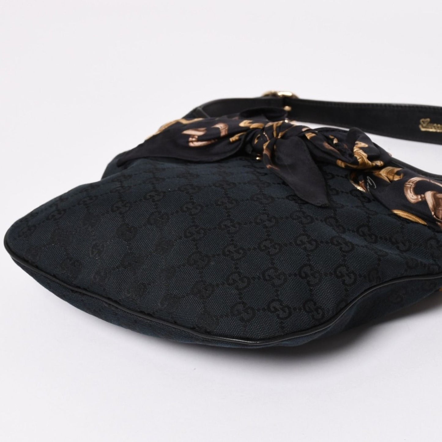 Gucci Scarf GG Canvas Shoulder Bag Black Gold — view 7