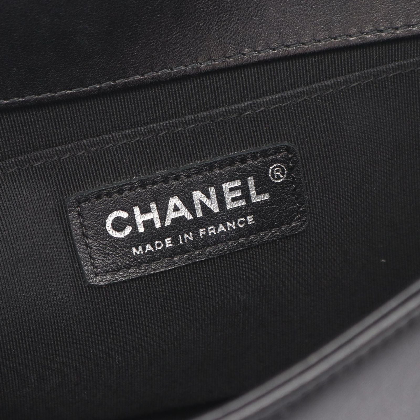 Chanel Shoulder Bag Stitch Black Silver Lambskin Chain — view 4