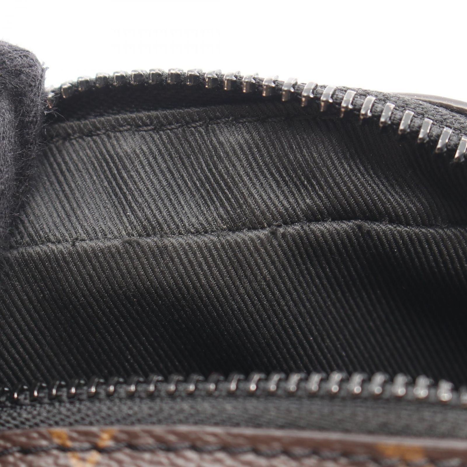Louis Vuitton Shoulder Bag Christopher Wearable Wallet Canvas Leather — view 5