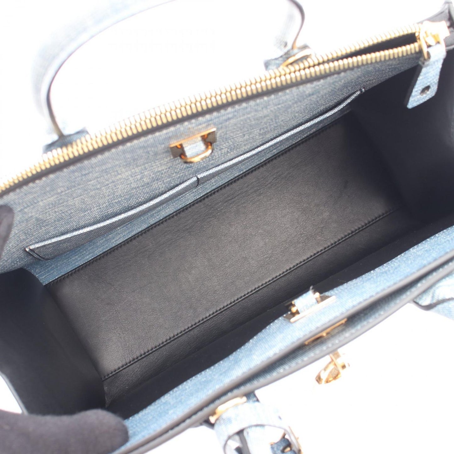 Louis Vuitton Handbag City Steamer MM 2-Way Leather — view 3