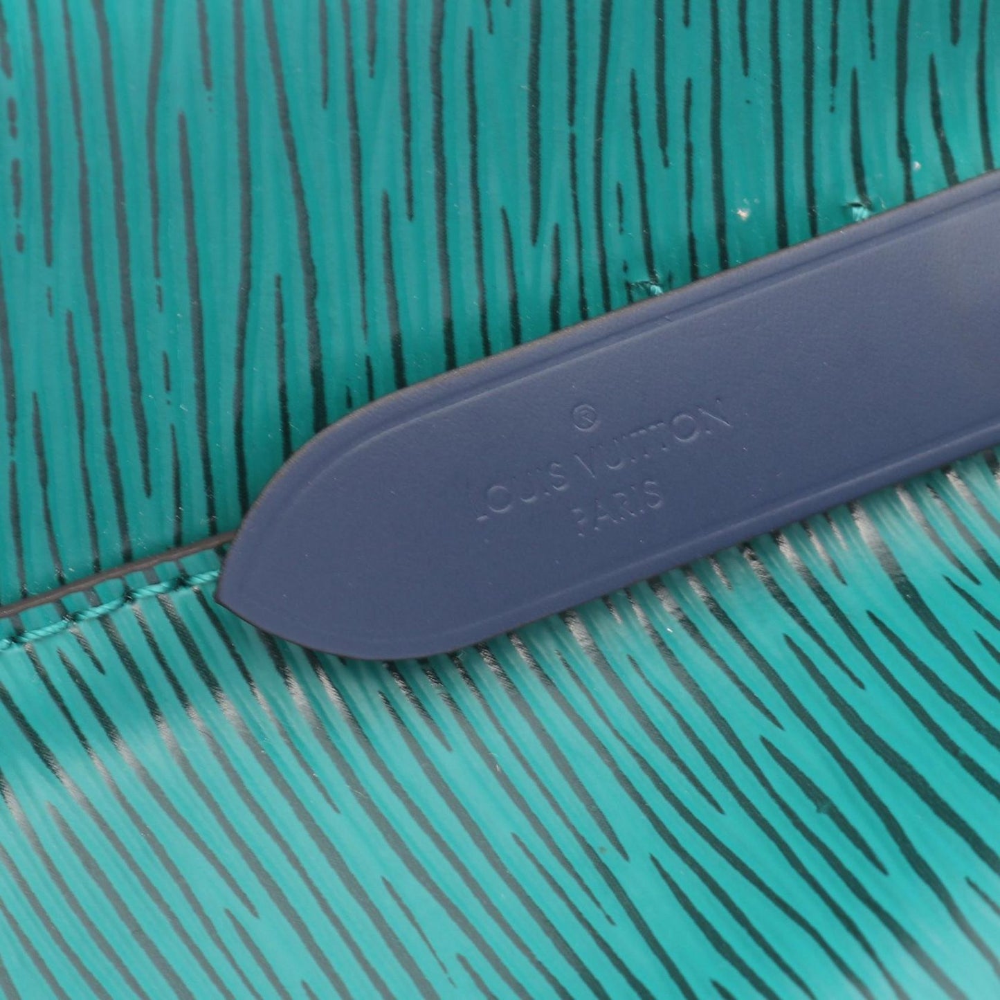 Louis Vuitton Handbag Neo Noe BB 2-Way Vert Emrod Andigo Leather — view 4