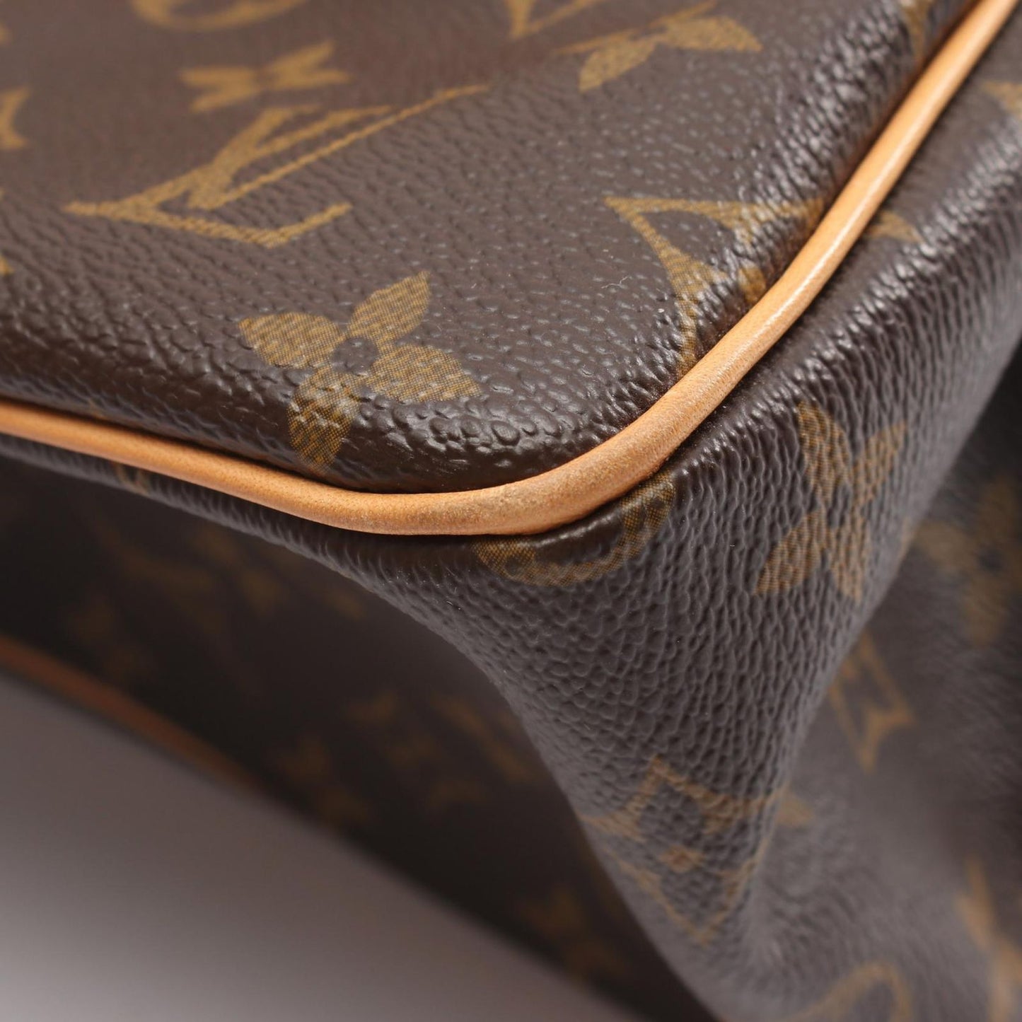 Louis Vuitton Handbag Batignolles Canvas Leather — view 6