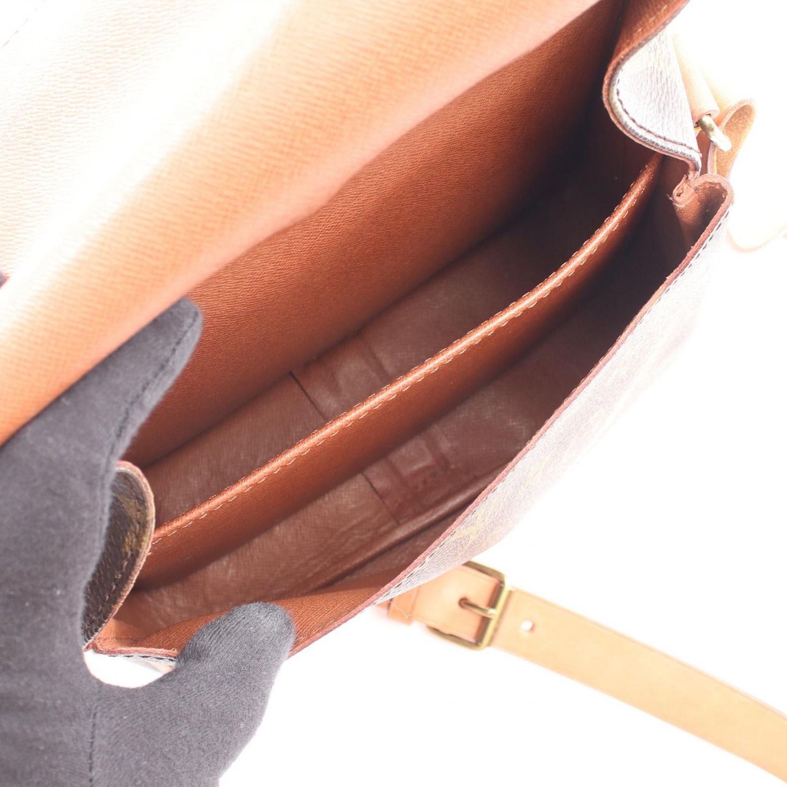 Louis Vuitton Shoulder Bag Cartouchiere MM Canvas Leather — view 3