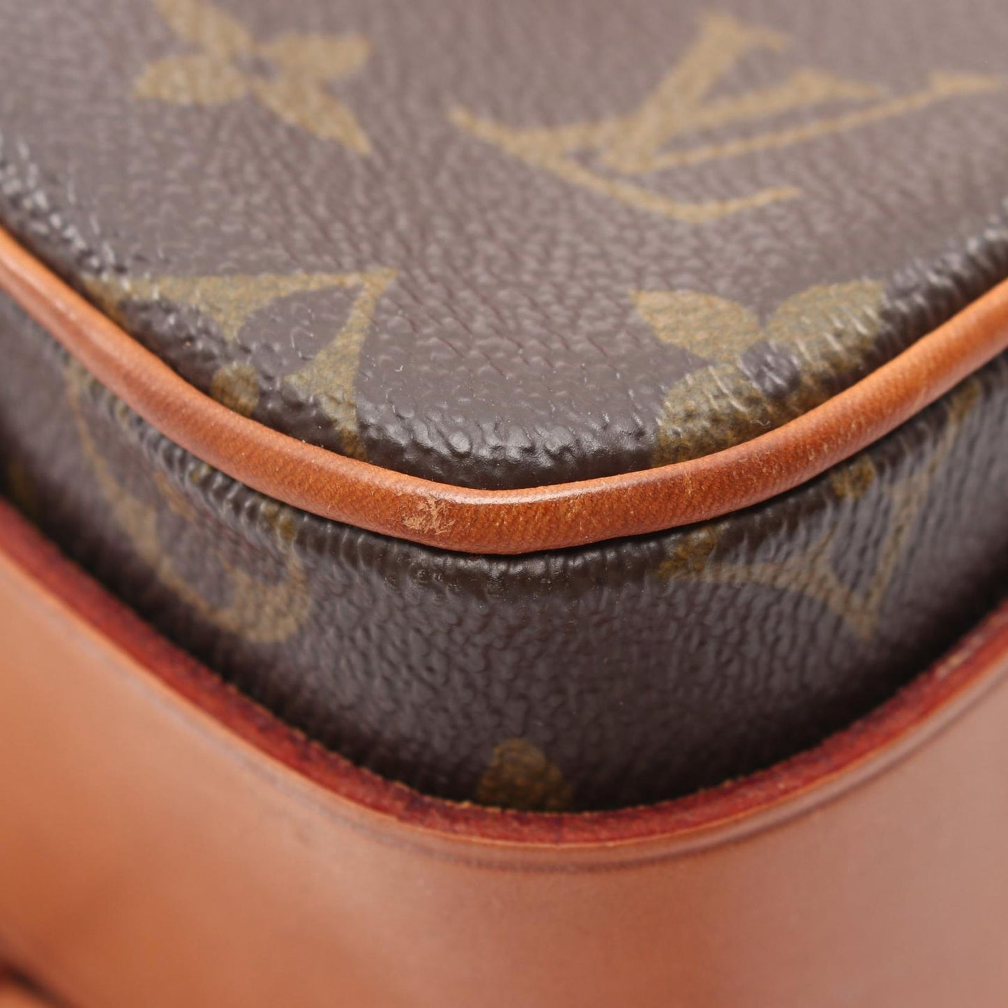 Louis Vuitton Shoulder Bag Cartouchiere MM Canvas Leather — view 6