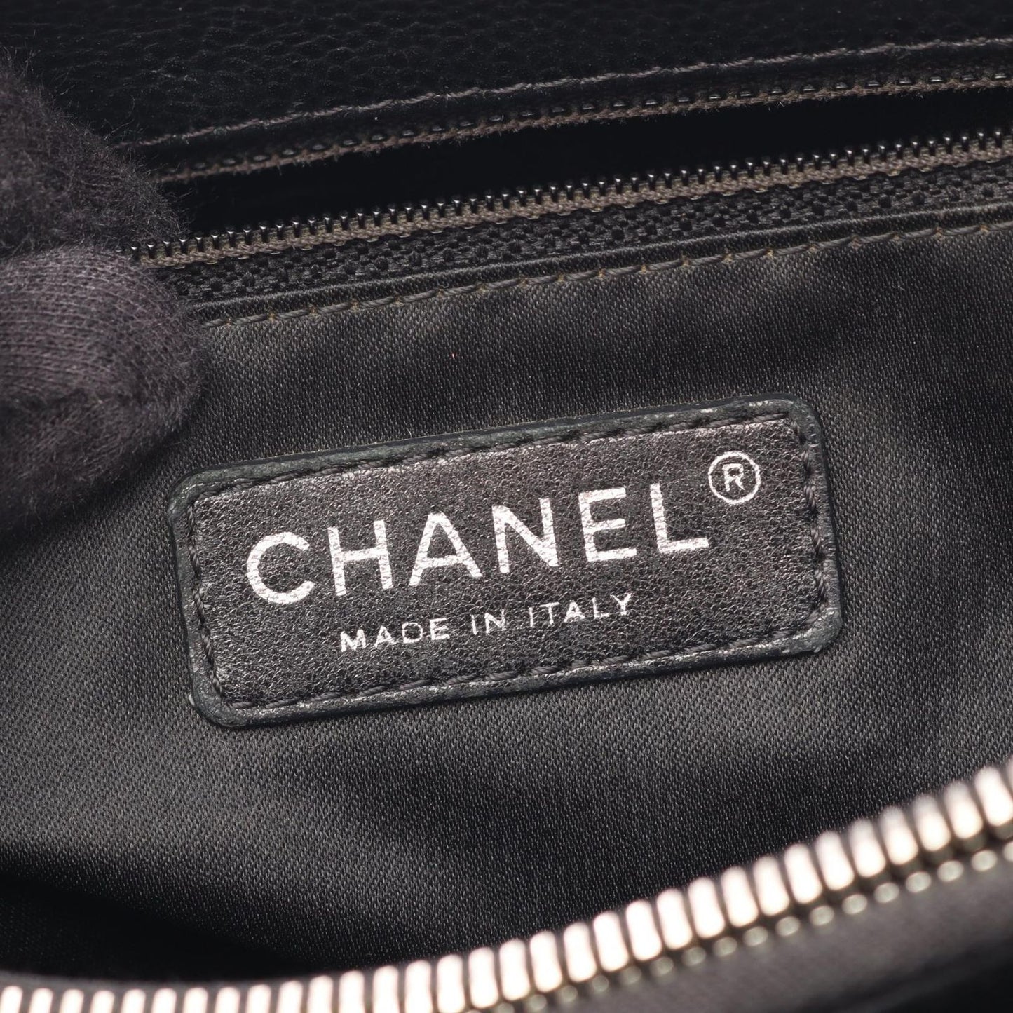 Chanel Tote Quilted Grand Shopping GST Black Caviar Leather Chain — view 4