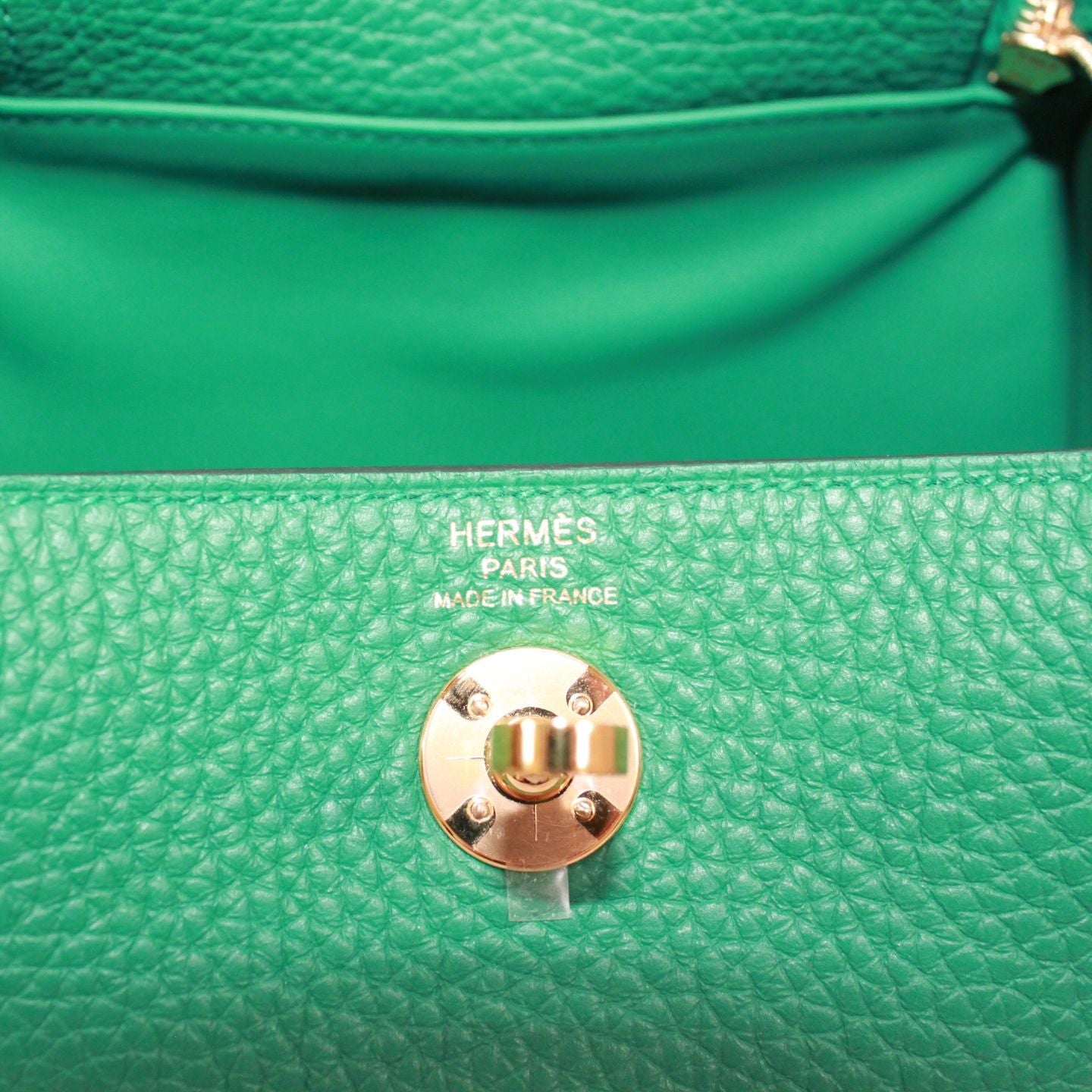 Hermes Mini Lindy 20 Taurillon Clemence Leather Green Shoulder Bag Gold — view 8