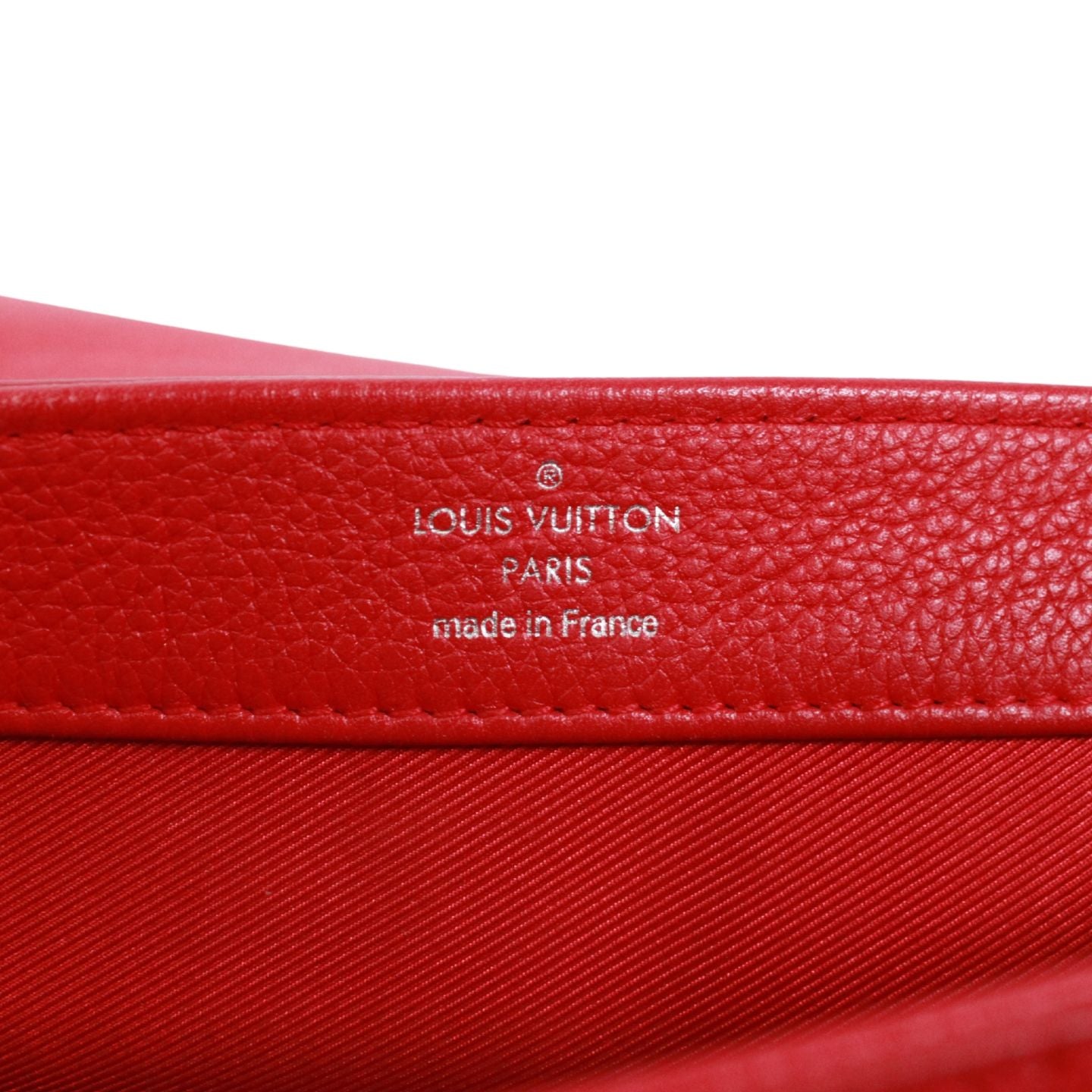 Louis Vuitton Lockme 2 BB Ruby Leather Red Handbag — view 9
