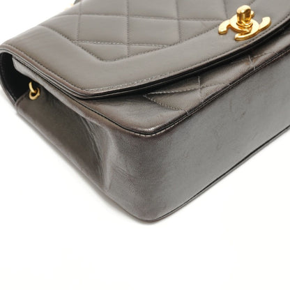 Chanel Shoulder Bag Quilted Diana 23 Lambskin — view 5