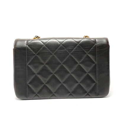 Chanel Shoulder Bag Quilted Diana 23 Lambskin — view 2