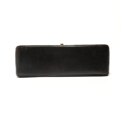 Chanel Shoulder Bag Quilted Diana 23 Lambskin — view 7